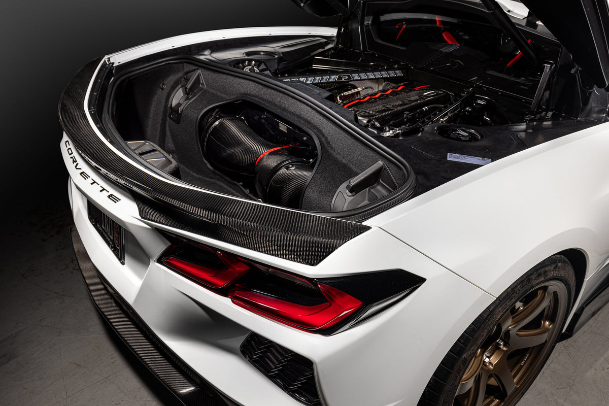 Eventuri Chevrolet Corvette C8 Stingray and E-Ray Coupe / HTC Carbon Intake System (2020+)