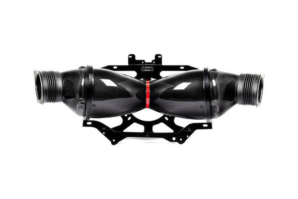 Eventuri Chevrolet Corvette C8 Stingray and E-Ray Coupe / HTC Carbon Intake System (2020+)
