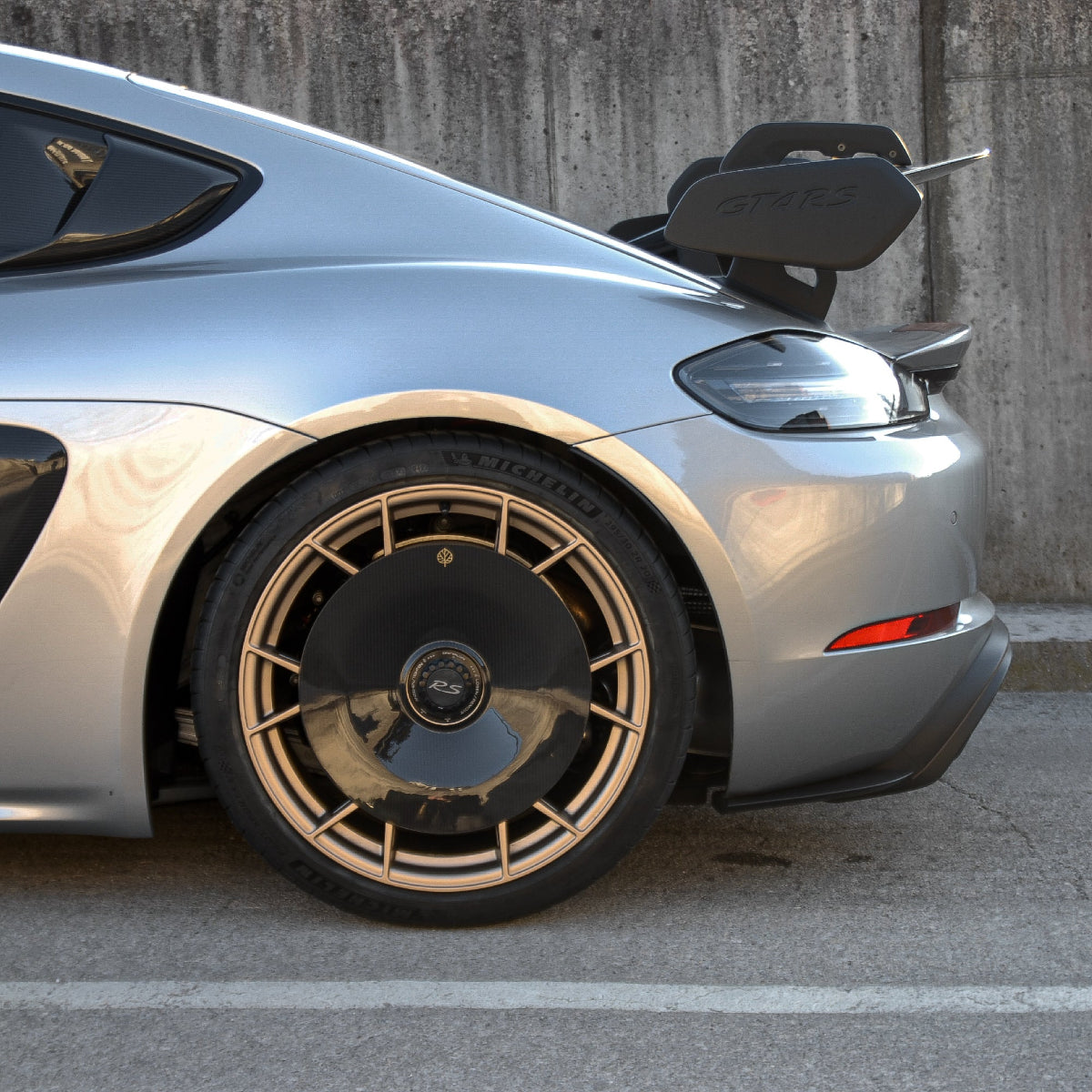 Gold Leaf Carbon Fiber AERO DISC set for Porsche 718 GT4 | Spyder RS - Aluminum