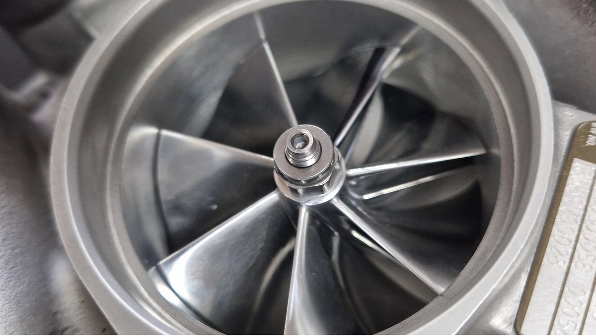 9M 718 2.5 Hybrid Turbo
