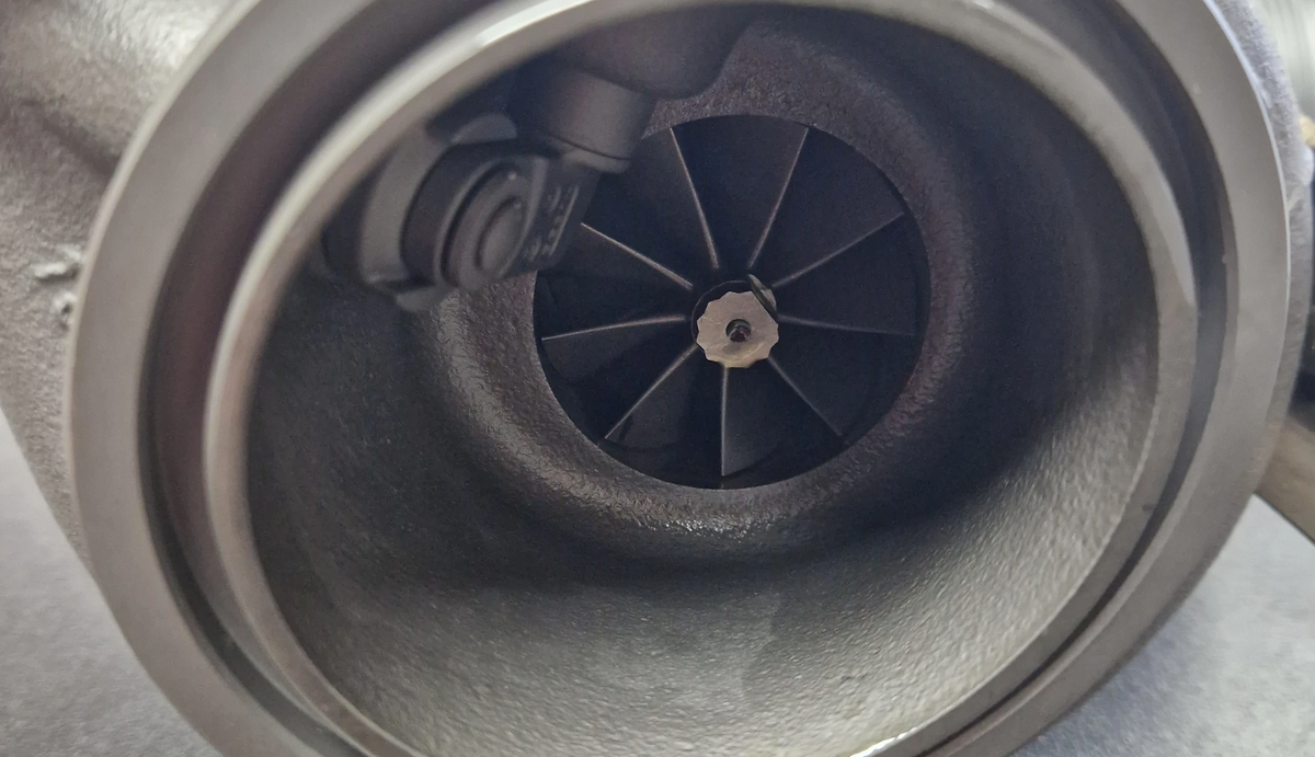 9M 718 2.5 Hybrid Turbo