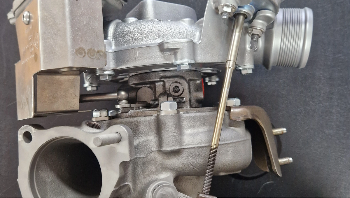 9M 718 2.5 Hybrid Turbo