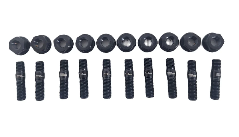 9M 718 GT4/Spyder/GTS OPF to silencer titanium stud kit
