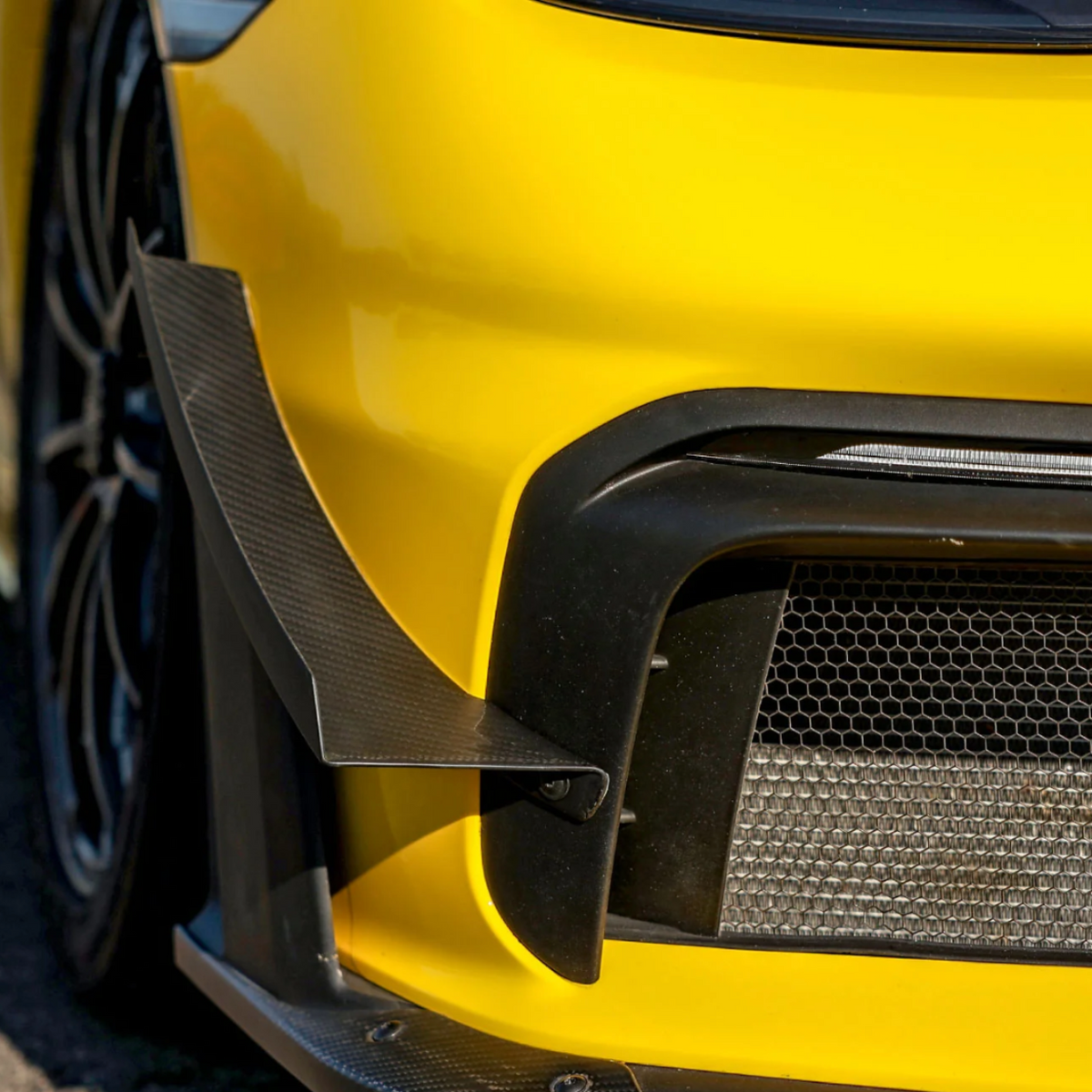 Dry Carbon Fiber Pro Dive Plane [Porsche 718 Cayman GT4 | Spyder | RS]