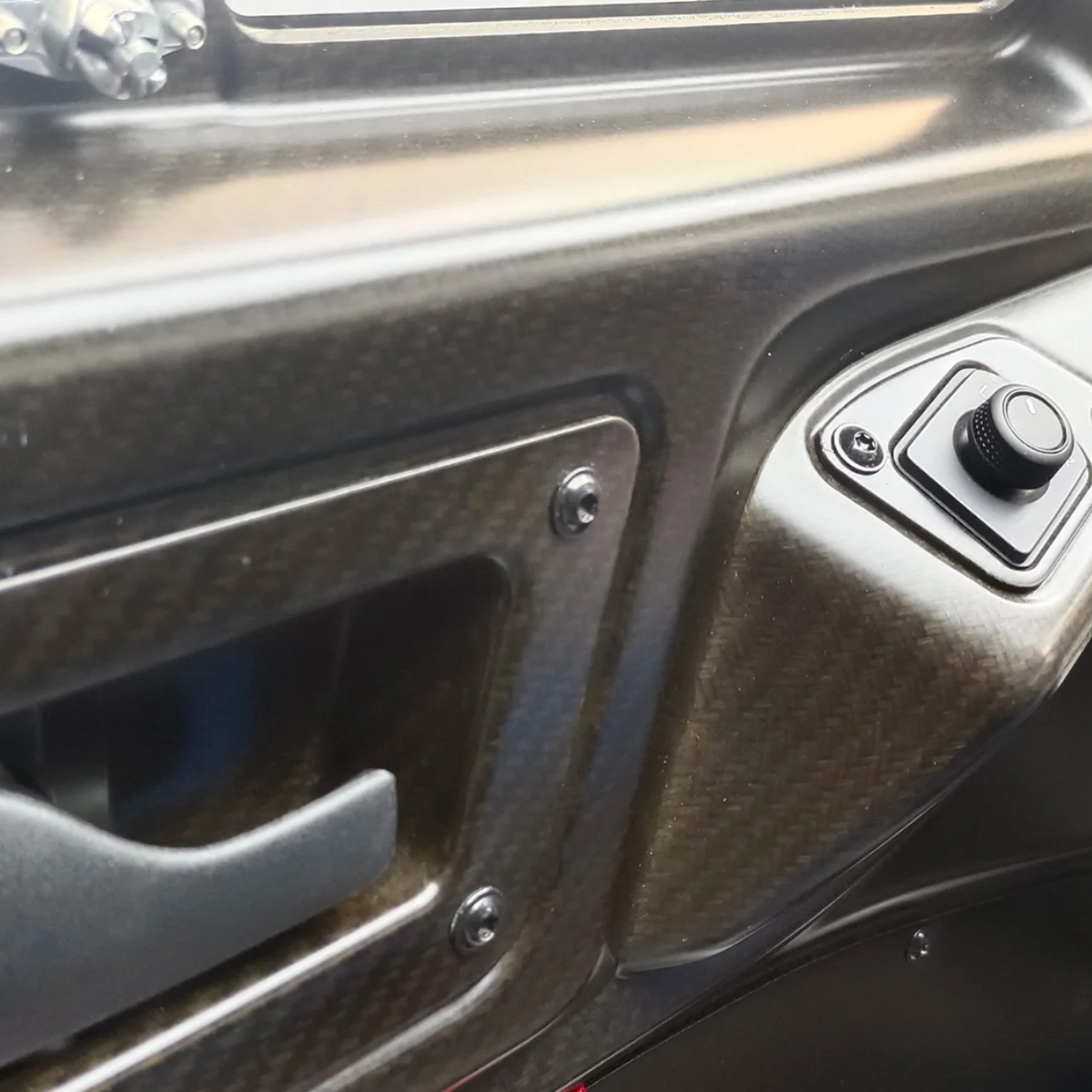 Carbon Fiber Doors &amp; Resin Side Window Assembly - 9F2831052BY / 9F2831051BY (Porsche Motorsports) 718 | 981