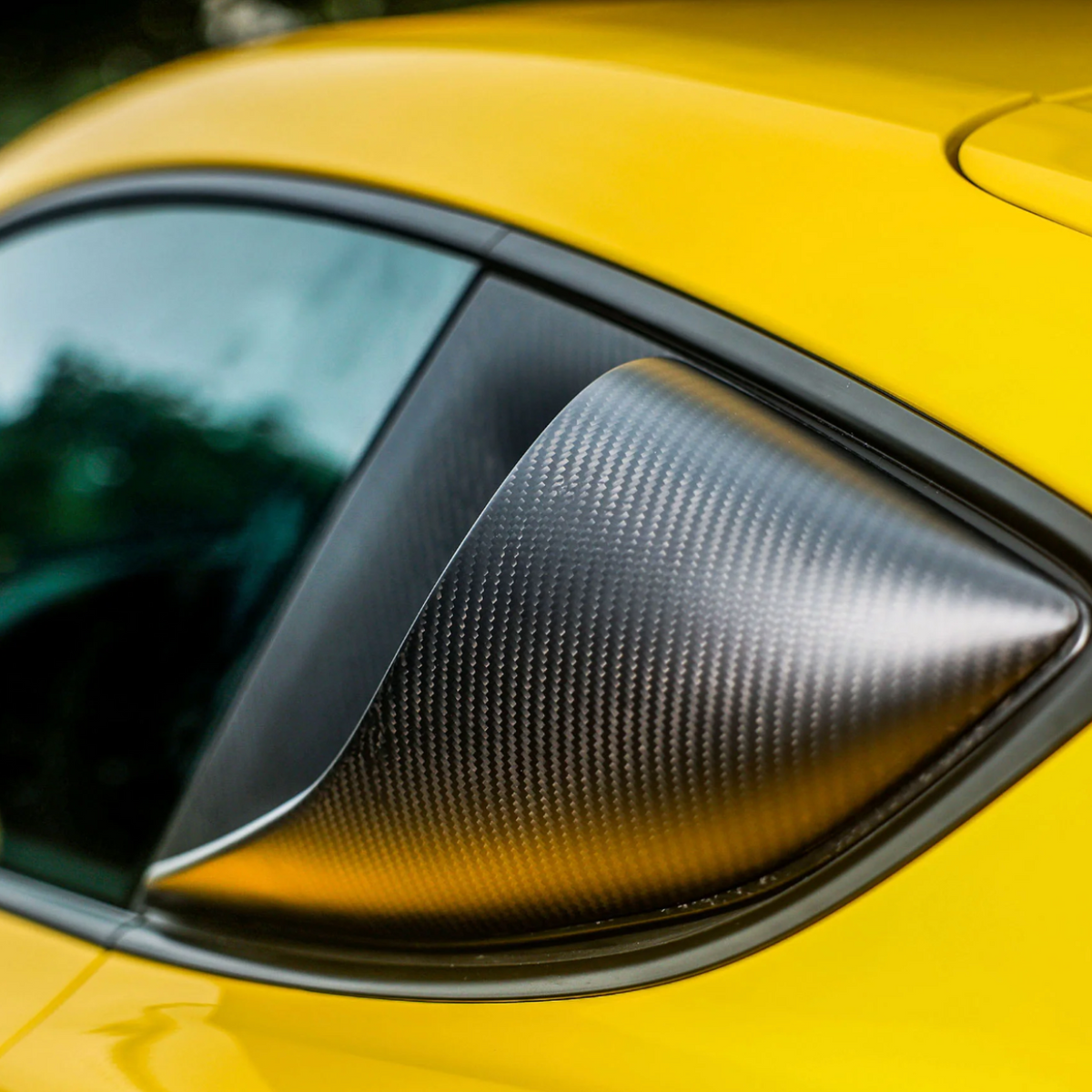 Silver Rocket Dry Carbon Fiber High-FLow Air Intake Scoops 718 GT4 RS