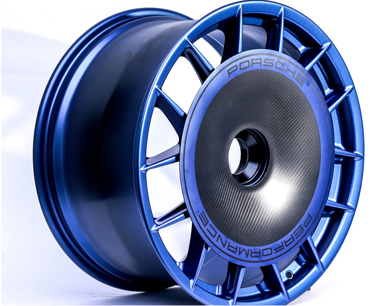 Dry Carbon Fiber R-HR Aerodisc for Magnesium Rims (Porsche 718  GT4 | Spyder | RS)