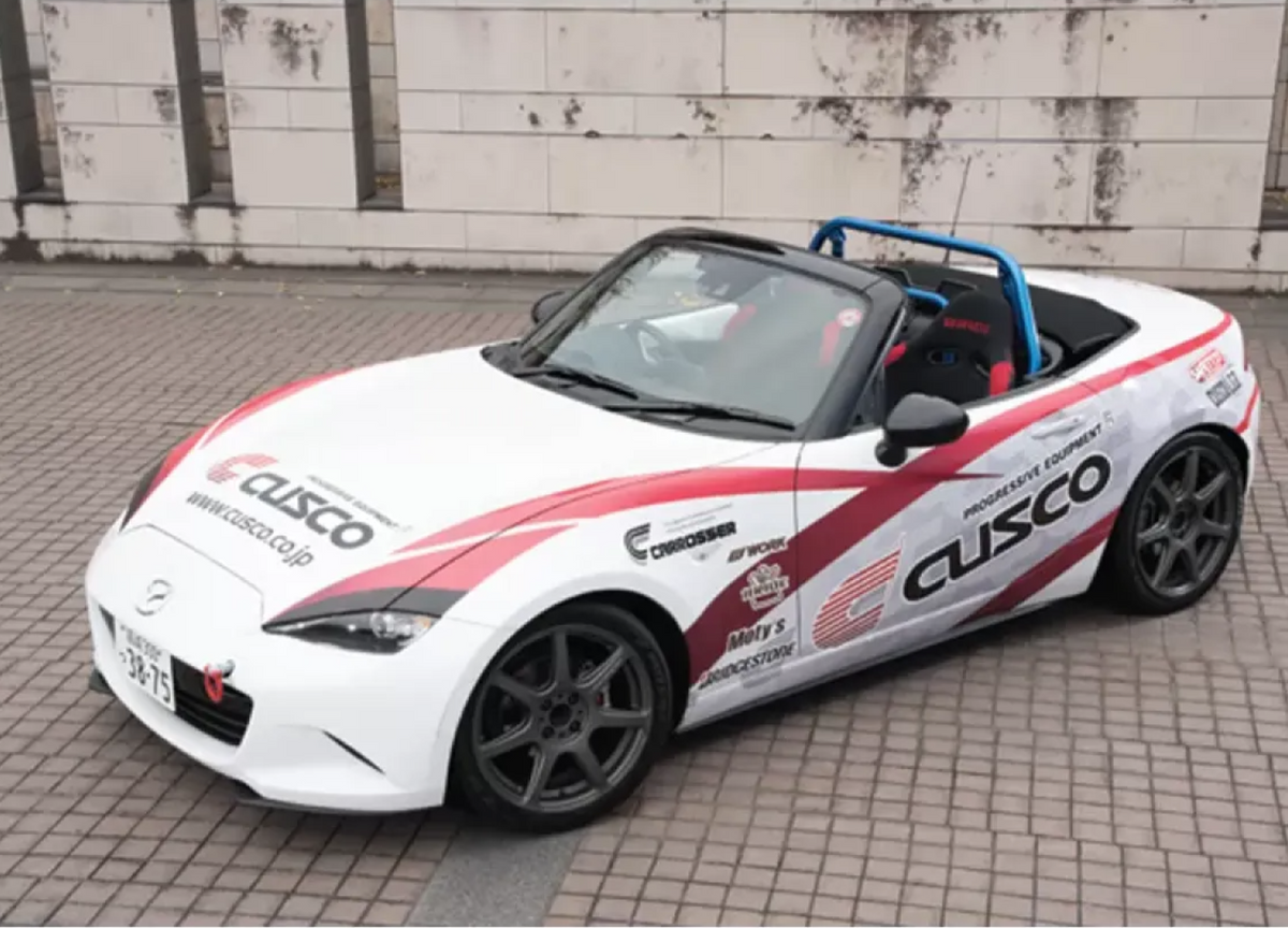 Cusco 6 Point Chromoly Roll Cage W/ Side Bars and Harness Bar ND Mazda Miata