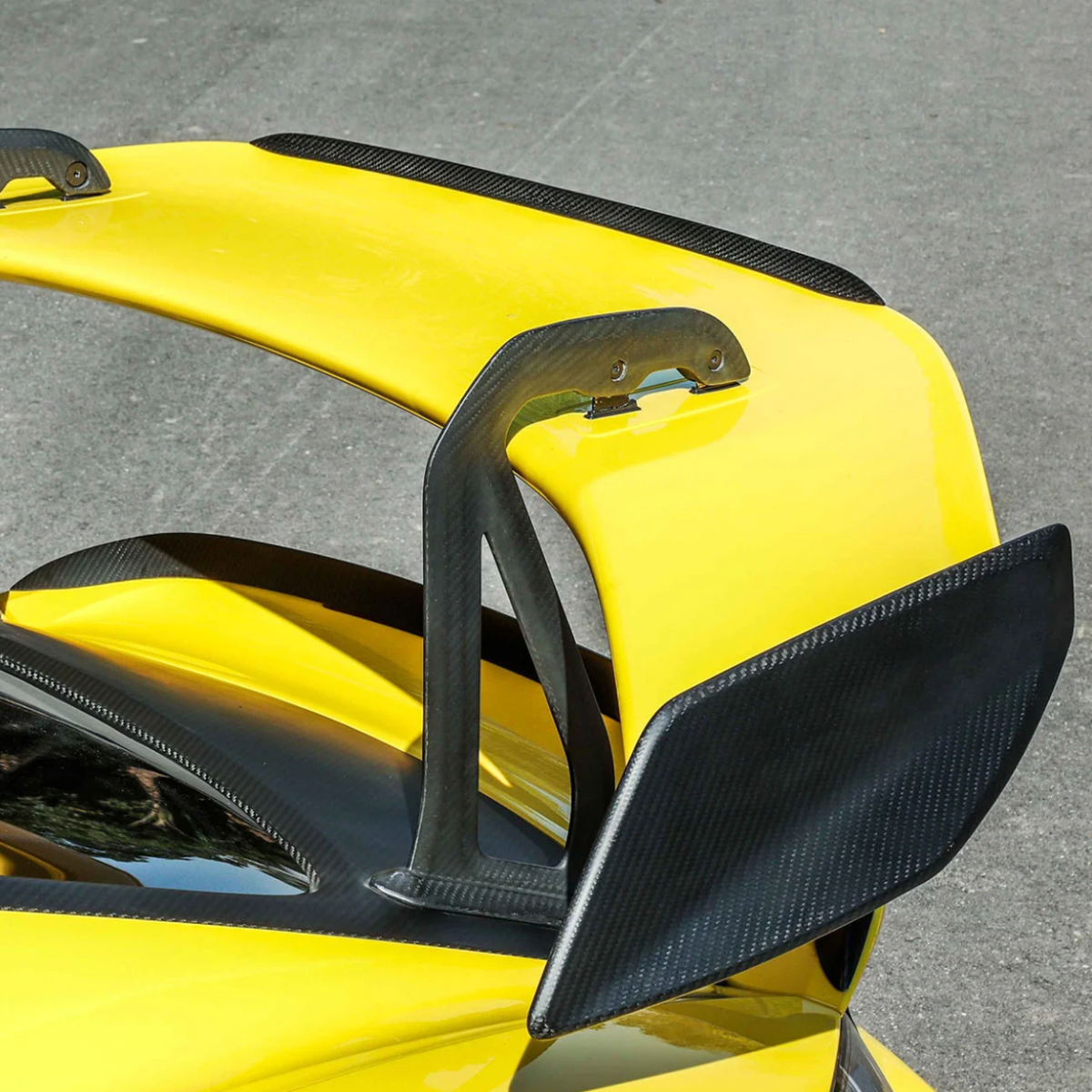 SR DRS-1 Dry Carbon Fiber Endplates for GT4 RS OEM Carbon Fiber [PORSCHE 718 CAYMAN GT4 RS]