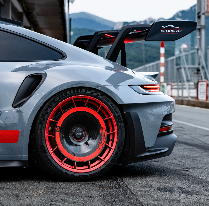 Gold Leaf Carbon Fiber AERO DISC set for Porsche 911 GT3 RS (992)