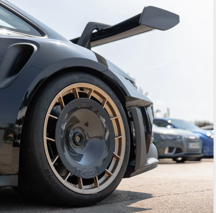 Gold Leaf Carbon Fiber AERO DISC set for Porsche 911 GT3 RS (992)