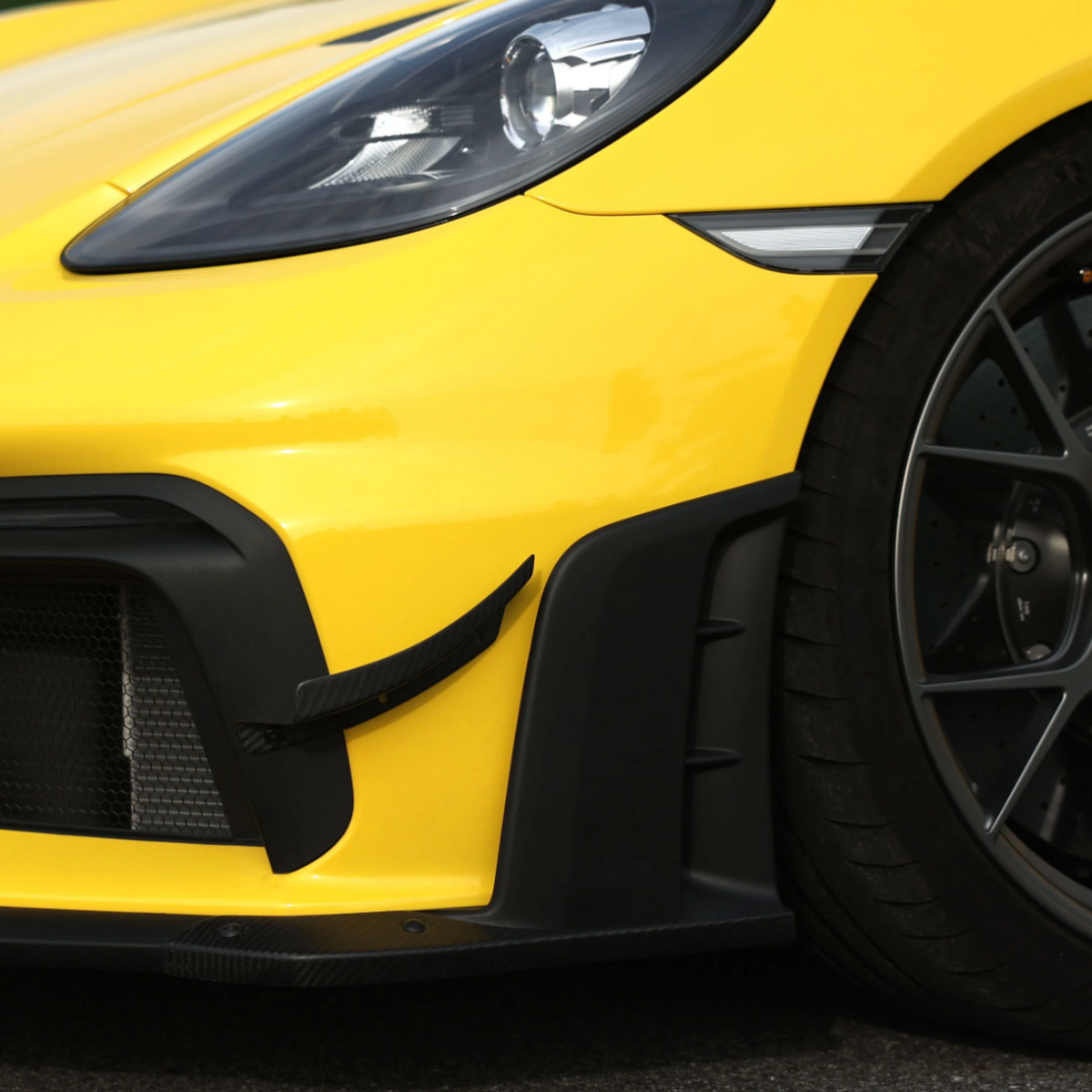 Silver Rocket Dry Carbon Fiber Clubsport Dive Plane (Porsche 981 GT4 | 718 GT4 | Spyder | RS)